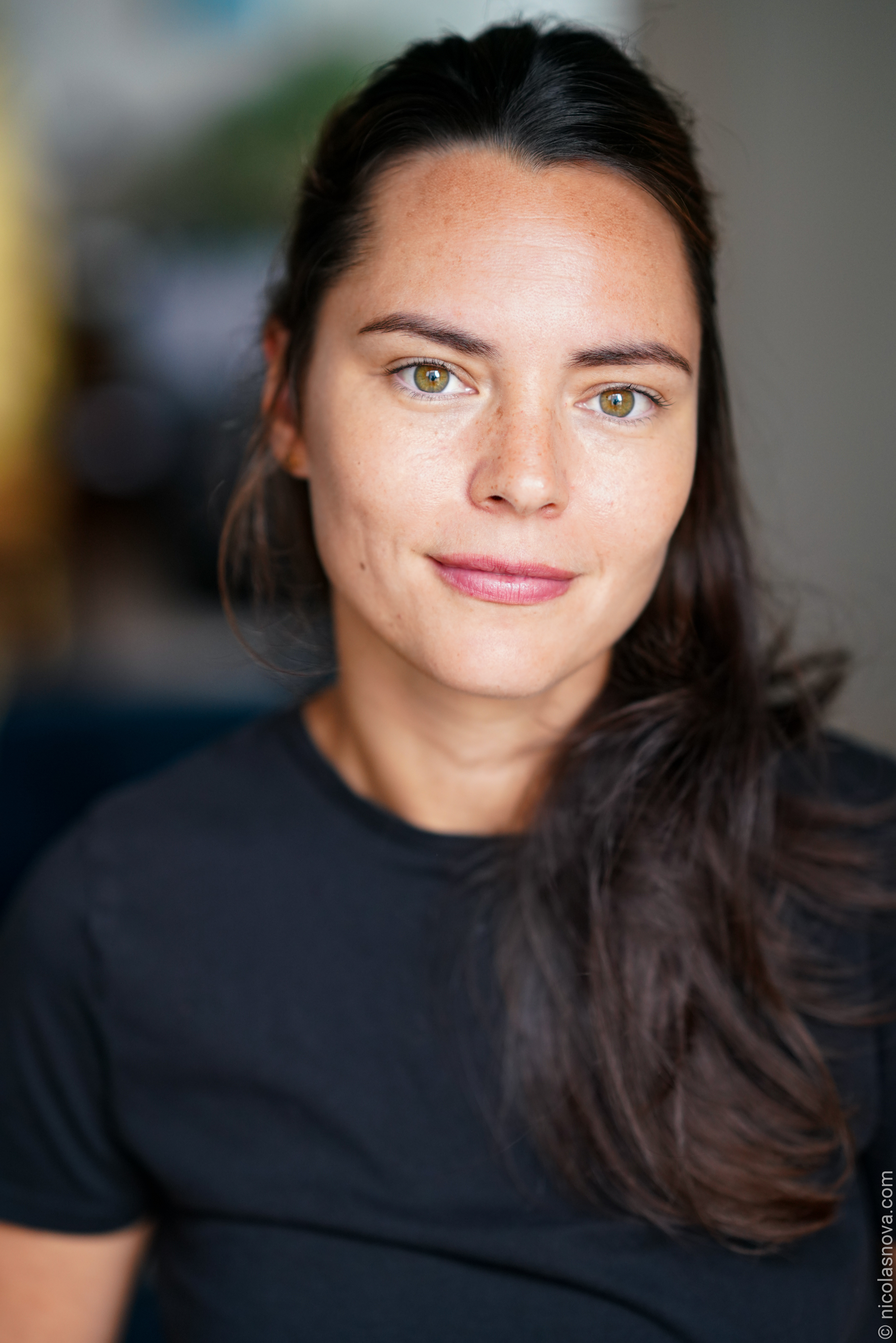 Sofia Mouly – portrait actrice par Nicolas Nova, 2024